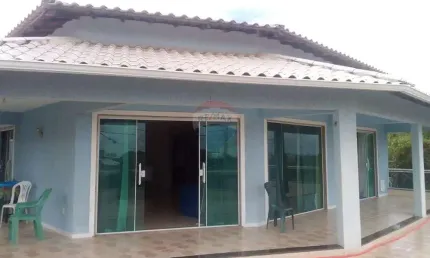 Luxo e Tranquilidade: Casa na Praia do Sudoeste, São Pedro da Aldeia/RJ - 2 quartos - 190m2  à Venda