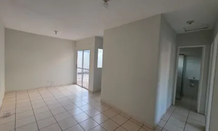 Casa 2/4 condomínio esmeralda locação em várzea grande