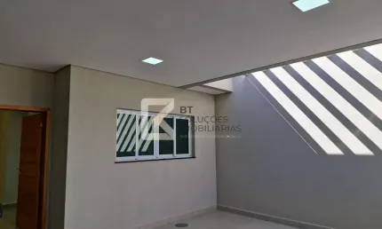 Linda Casa Térrea à Venda no Parque Barnabé, Indaiatuba - SP