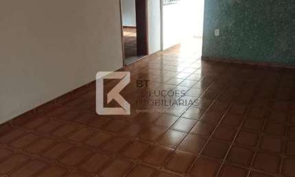 Casa com 2 quartos para alugar na Rua Onze de Junho, 1, Centro, Indaiatuba
