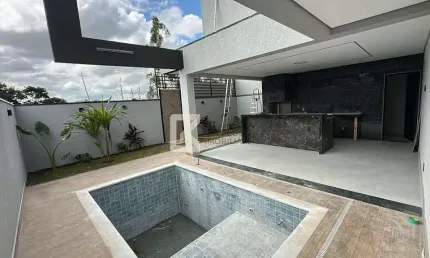 Casa com 3 suítes , piscina e uma área gourmet separada da casa com vista privilégiada à venda por