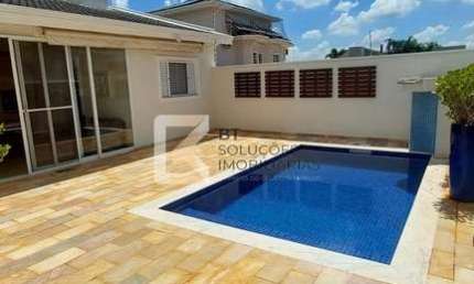 Belíssima Casa com Piscina, 4 suítes, à venda,Condomínio Residencial da Villa Suíça, Vila Suíça, In
