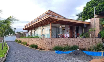 Chácara à Venda em Colinas do Mosteiro de Itaici, Indaiatuba - SP, Oportunidade Única !