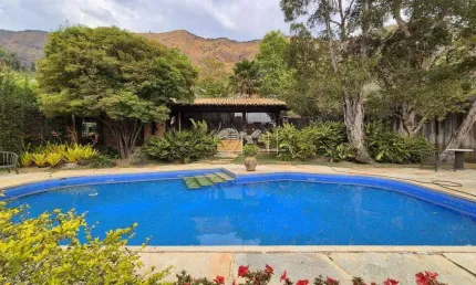 Casa com 4 quartos à venda em Mangabeiras, Belo Horizonte 