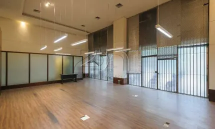 Loja 500m² piso e mezanino Aluguel Locação Santa Efigênia Funcionários