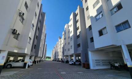 Apartamento com 2 quartos para alugar no Cedro, Camboriú 
