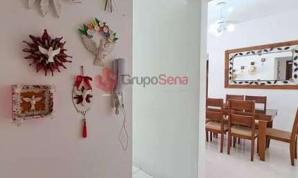Apto à venda com varanda gourmet na Praia do Itaguá em Ubatuba