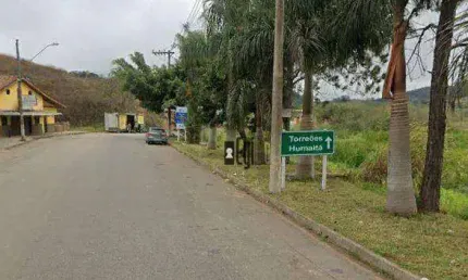 Sítio de frente para a BR-040 em pleno Salvaterra !!!