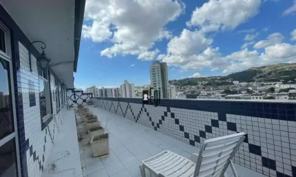 Cobertura com 3 dormitórios à venda, 214 m² por R$ 650.000,00 - Centro - Juiz de Fora/MG