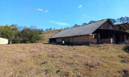 Sítio à venda, 72500 m² por R$ 1.050.000,00 - Centro - Barbacena/MG