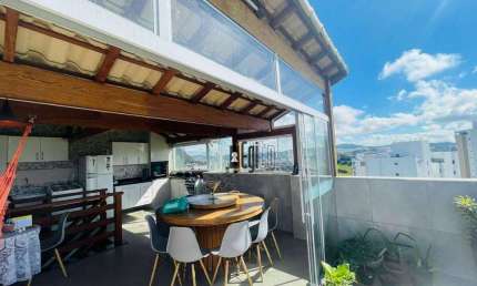 Cobertura com 3 dormitórios à venda, 150 m² por R$ 545.900,00 - Jardim Liú - Juiz de Fora/MG