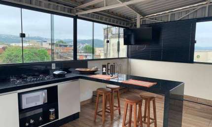 Casa com 2 dormitórios à venda, 112 m² por R$ 550.000 - Centenário - Juiz de Fora/MG