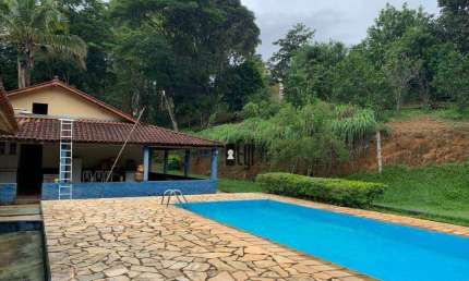 Chácara com 4 dormitórios à venda, 8500 m² por R$ 370.000,00 - Sem Bairro - Coronel Pacheco/MG