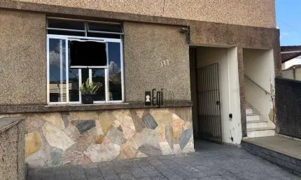 Casa com 3 dormitórios à venda por R$ 550.000,00 - Progresso - Juiz de Fora/MG
