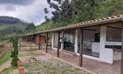 Casa com 2 dormitórios à venda, 130 m² por R$ 450.000,00 - Conceição de Ibitipoca - Lima Duarte/MG