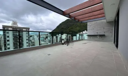 Cobertura com 4 dormitórios à venda, 220 m² por R$ 1.999.900,00 - Santa Helena - Juiz de Fora/MG