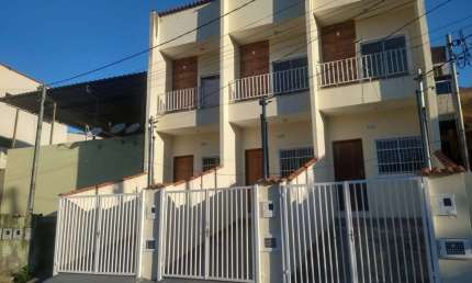 Casa com 2 dormitórios à venda por R$ 229.000 - Grama - Juiz de Fora/MG