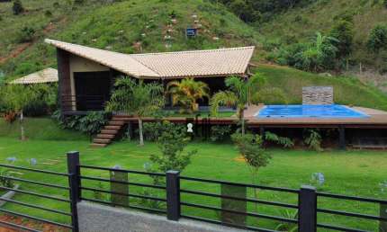 Chácara com 2 dormitórios à venda, 2200 m² por R$ 500.000,00 - Zona Rural - Juiz de Fora/MG