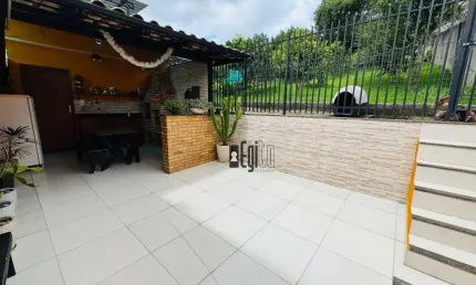 Casa com 5 dormitórios à venda, 320 m² por R$ 580.000,00 - Grama - Juiz de Fora/MG