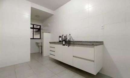 Apartamento com 2 dormitórios à venda, 79 m² por R$ 389.000 - Centro - Juiz de Fora/MG