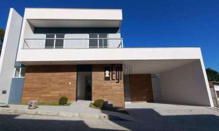 Casa com 3 dormitórios à venda, 180 m² por R$ 890.000,00 - Vina Del Mar - Juiz de Fora/MG