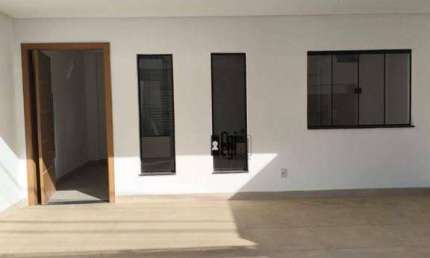 Casa com 3 dormitórios à venda, 153 m² por R$ 870.000 - Aeroporto - Juiz de Fora/MG