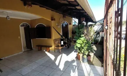 Casa com 3 dormitórios à venda, 261 m² por R$ 450.000,00 - Parque Independência III - Juiz de Fora/MG