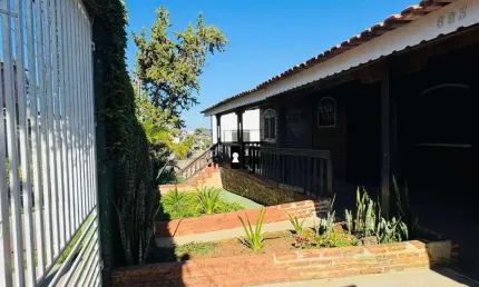 Casa com 4 dormitórios, 301 m² - venda por R$ 1.700.000 ou aluguel por R$ 5.975/mês - Parque Imperial - Juiz de Fora/MG