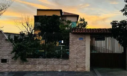 Casa com 3 dormitórios à venda, 194 m² por R$ 500.000,00 - Parque Independência III - Juiz de Fora/MG