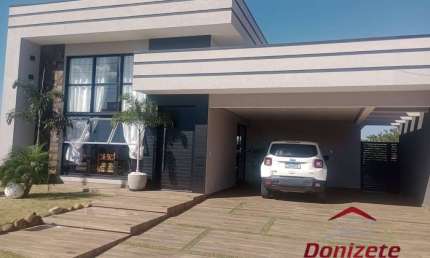 Casa com 3 quartos à venda na Rua ÁSia, 16, Centro, Vargem Grande Paulista