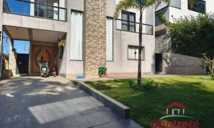 Casa à Venda - Condomínio Belbancy/Vargem Grande Paulista