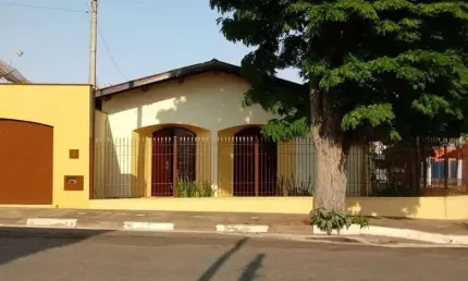 Casa com 4 quartos à venda na Rua Vidal Manoel Cleto, 540, Vila Paulina, Tatuí