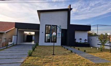 Casa em condomínio fechado com 3 quartos à venda na Quadra AQ32, AQ32, Condomínio Ninho Verde, Quadra, 200 m2 por R$ 1.100.000