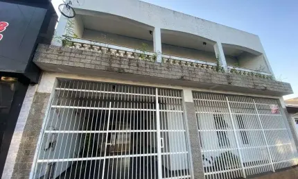 Casa com 4 quartos à venda no Centro, Tatuí 