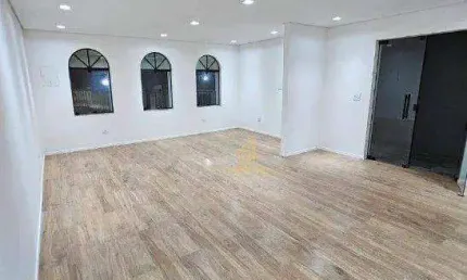 Casa terrea a venda em Guarulhos 3 quartos sendo 2 suítes e 2 vagas de garagem
