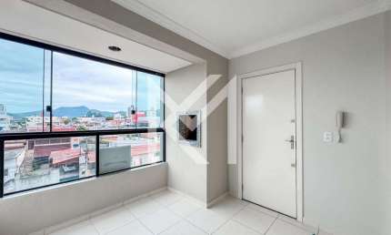 Apartamento à venda no bairro Bairro Areias - Camboriú/SC
