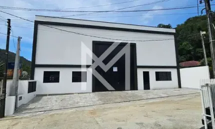 Pavilhão/Galpão à venda no bairro Bairro Rio Pequeno - Camboriú/SC