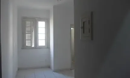 Oportunidade p/  investidores / moradia  junto metrô  e praia !!!