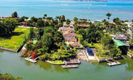 Portobello casa com 2500 metros quadrados com 6 quartos