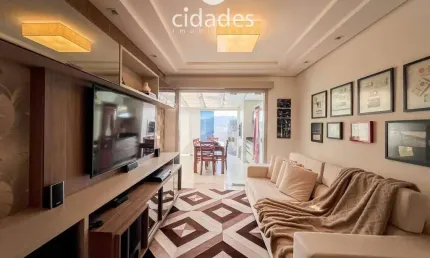 Apartamento cobertura à venda 3 dormitórios (1 suíte) com 2 vagas de garagem bem localizada no bairro Itacorubi, Florianópolis