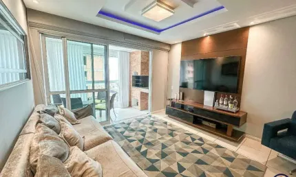 Apartamento semimobiliado para venda de 3 quartos, vista para o mar, 2 vagas de garagem em Florianópolis