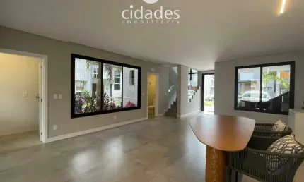 Casa de 3 quartos alto padrão para venda em condomínio fechado na Grande Florianópolis, Deltaville, Biguaçu
