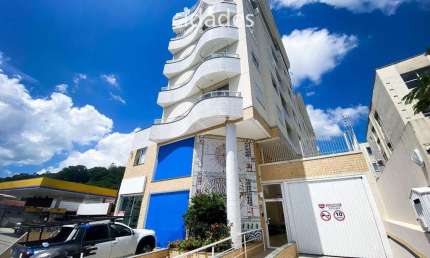 Aluguel apartamento com garagem a poucos metros da UFSC Córrego Grande