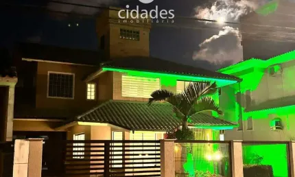 Casa dos Sonhos: Luxo, Conforto e Área de Lazer Completa, mobiliada no Bairro Pedra Branca!