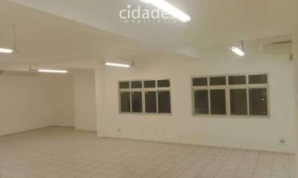 Sala Comercial à venda de 460m² no Centro de Florianópolis