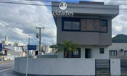 Casa com 3 quartos à venda na Bela Vista, Palhoça 