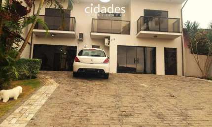 Sobrado a venda Bairro Capoeiras - Residencial e Comercial.