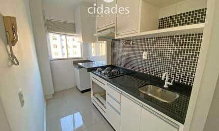 Apartamento para aluguel de 2 quartos com garagem na Grande Florianópolis