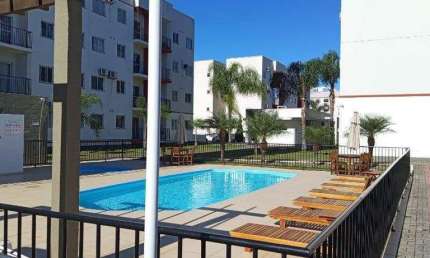 Apto 2 Dormitórios no bairro Aririú, com Piscina e Vaga Exclusiva