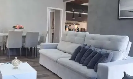 Casa à Venda no Bairro Pedra Branca, Palhoça/SC – 3 Quartos, 1 Suíte, 187 m² Privativos